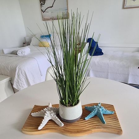 Dolphin Heads - Resort Unit - Absolute Beachfront! - Whitsunday Getaway! Mackay Luaran gambar