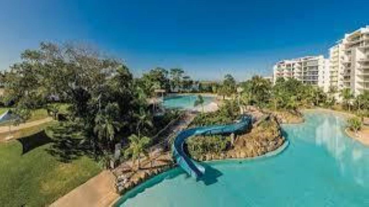Dolphin Heads - Resort Unit - Absolute Beachfront! - Whitsunday Getaway! Mackay Luaran gambar