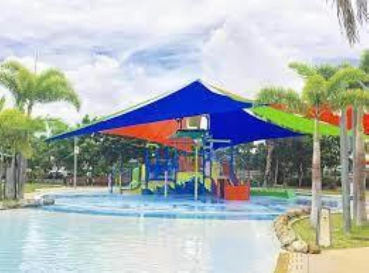Dolphin Heads - Resort Unit - Absolute Beachfront! - Whitsunday Getaway! Mackay Luaran gambar