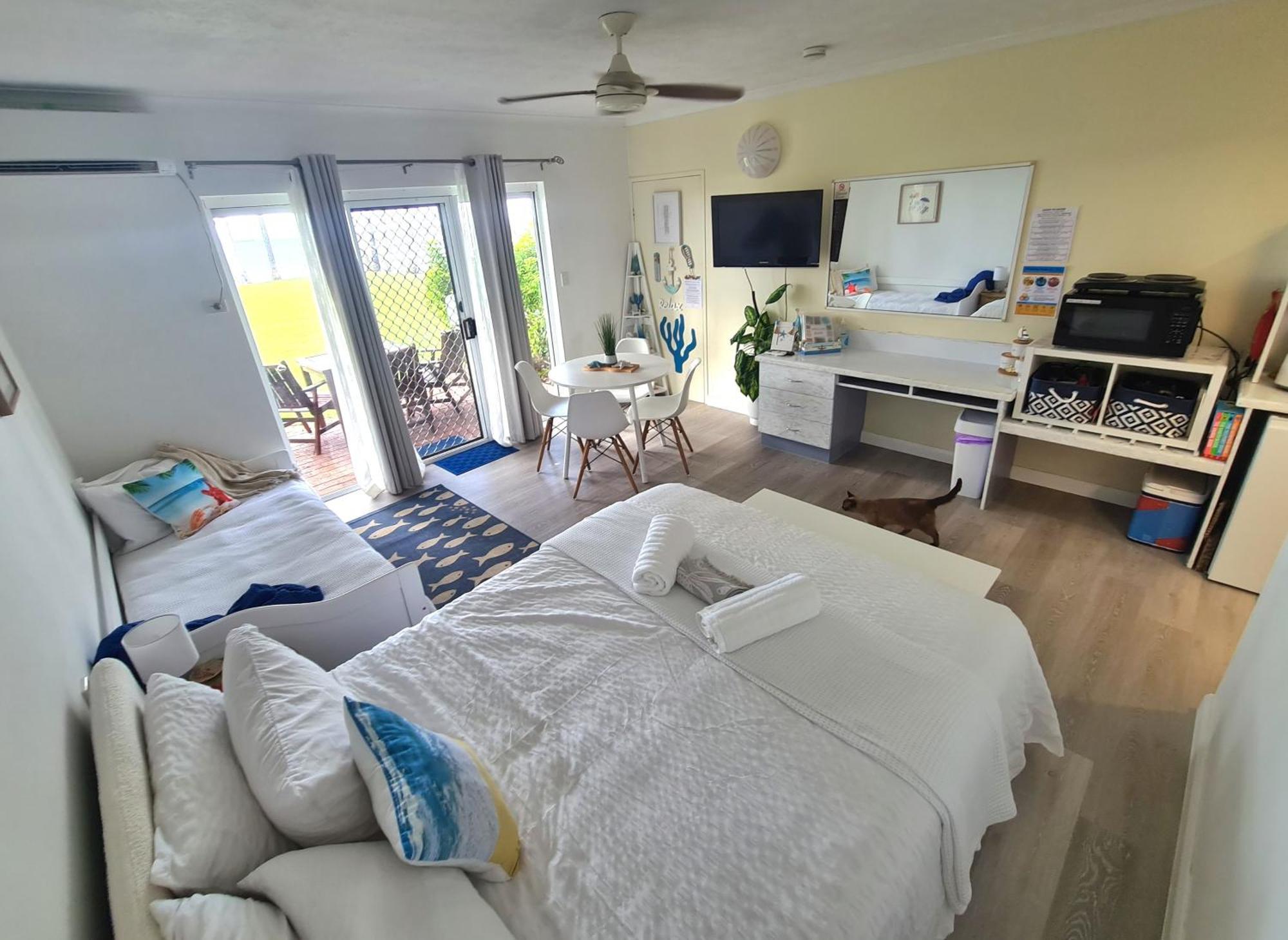 Dolphin Heads - Resort Unit - Absolute Beachfront! - Whitsunday Getaway! Mackay Luaran gambar