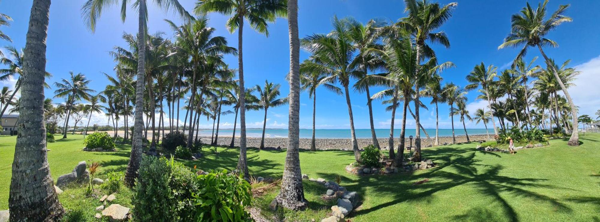 Dolphin Heads - Resort Unit - Absolute Beachfront! - Whitsunday Getaway! Mackay Luaran gambar