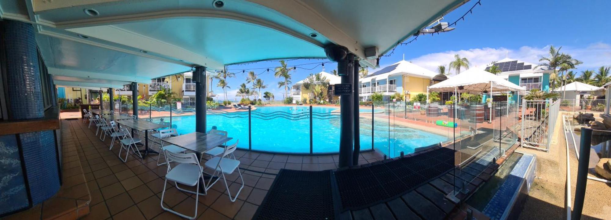 Dolphin Heads - Resort Unit - Absolute Beachfront! - Whitsunday Getaway! Mackay Luaran gambar